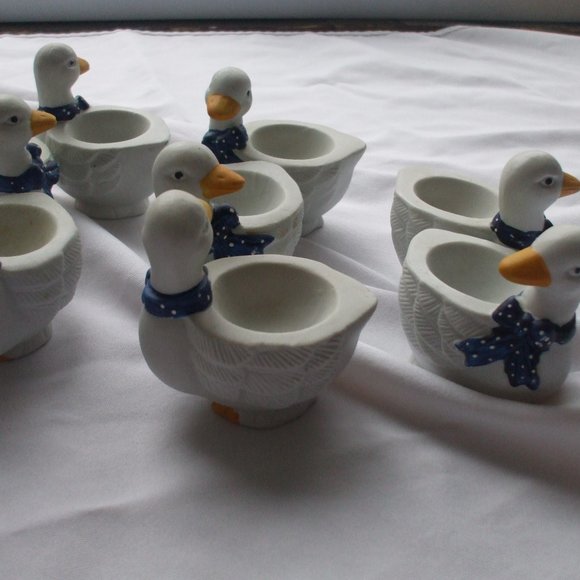 8 Vintage Ceramic duck boiled egg holders - Picture 2 of 6